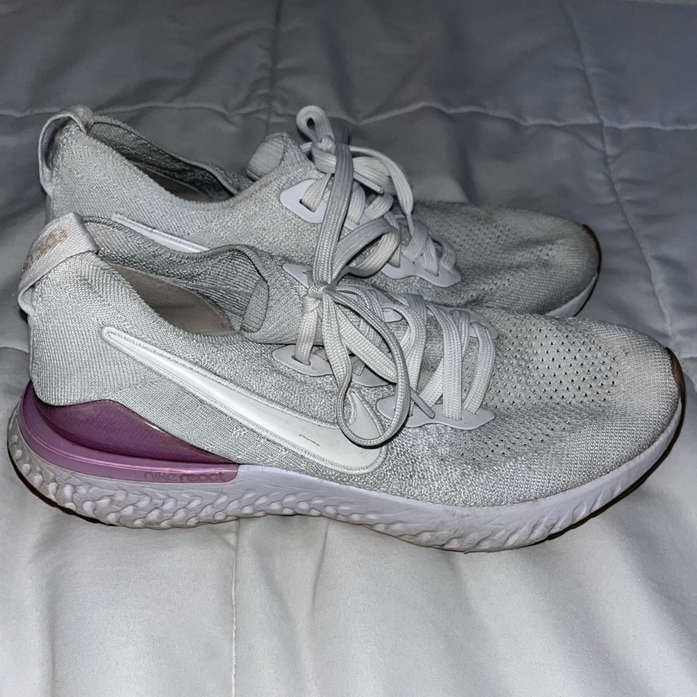 Nike Epic React Shoes - image 2